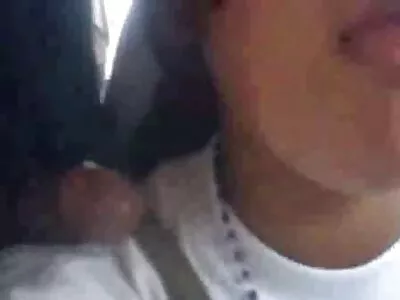 Blondes sexfilm mit alten frauen Luder benutzt Sexspielzeug, um ihr schönes Arschloch zu klaffen
