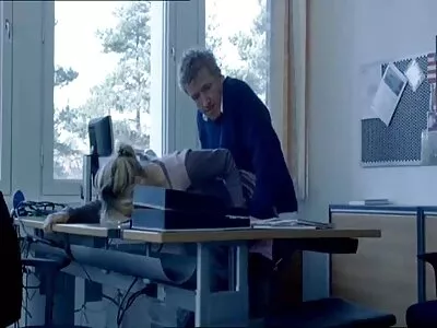 Magerer Teenie in kostenlose sexfilme mit älteren frauen einem harten Interracial-Sexfilm