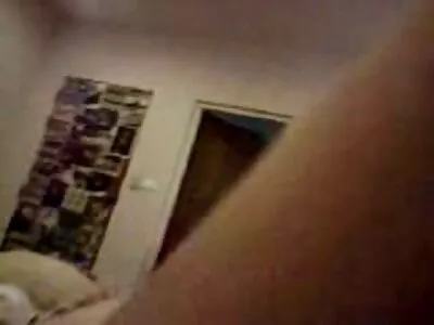 Freche free porn reife italienische Hottie genießt Hardcore-Anal